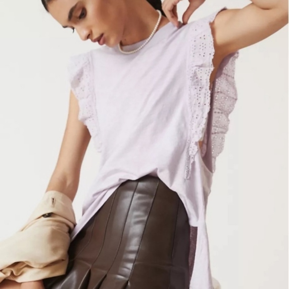 Anthropologie Light purple muscle ruffle Tank